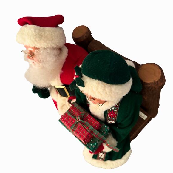 1994 Holiday Creations Animated Santa & Mrs. Claus on Wooden Bench – Santa Moves - Picture 8 of 12